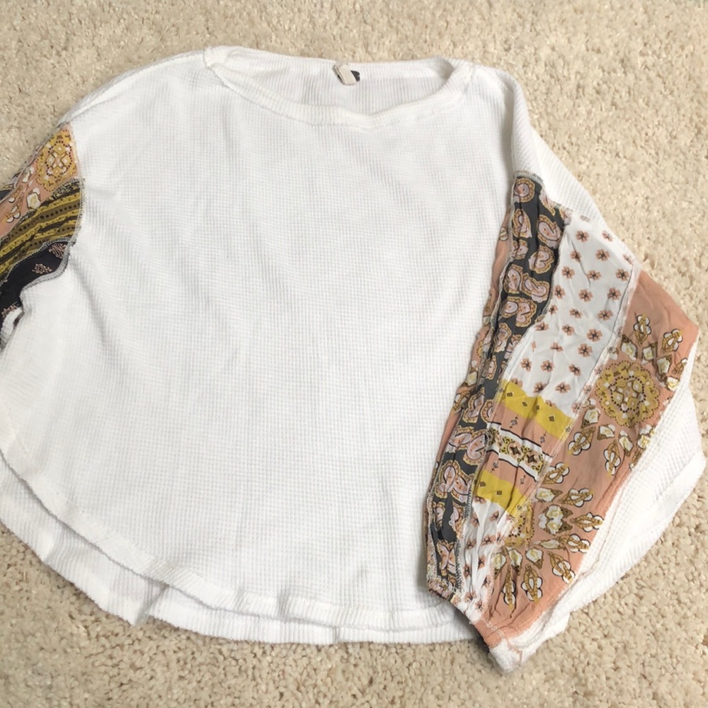 Free People Patterned Sleeve Sweater Size M